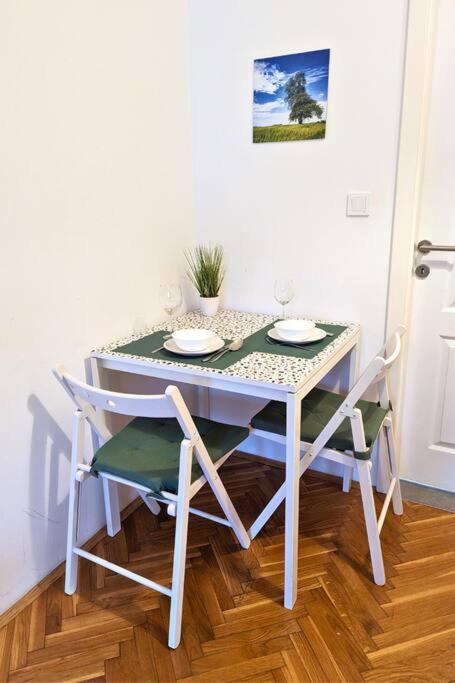 Cozy Ensuite Room In Zagreb Center Exterior foto