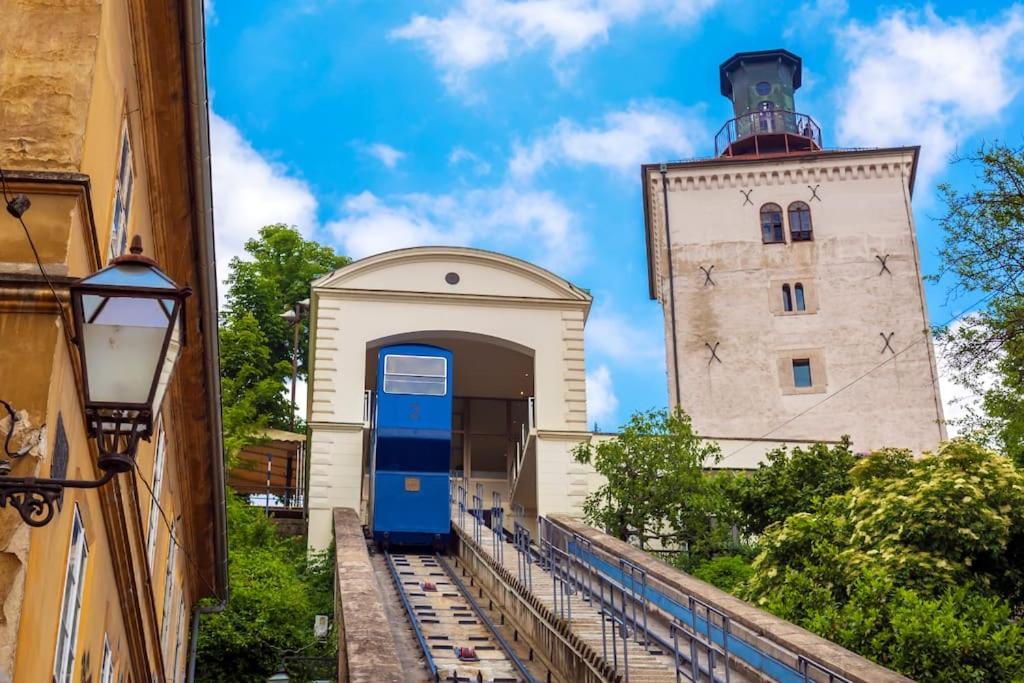Cozy Ensuite Room In Zagreb Center Exterior foto